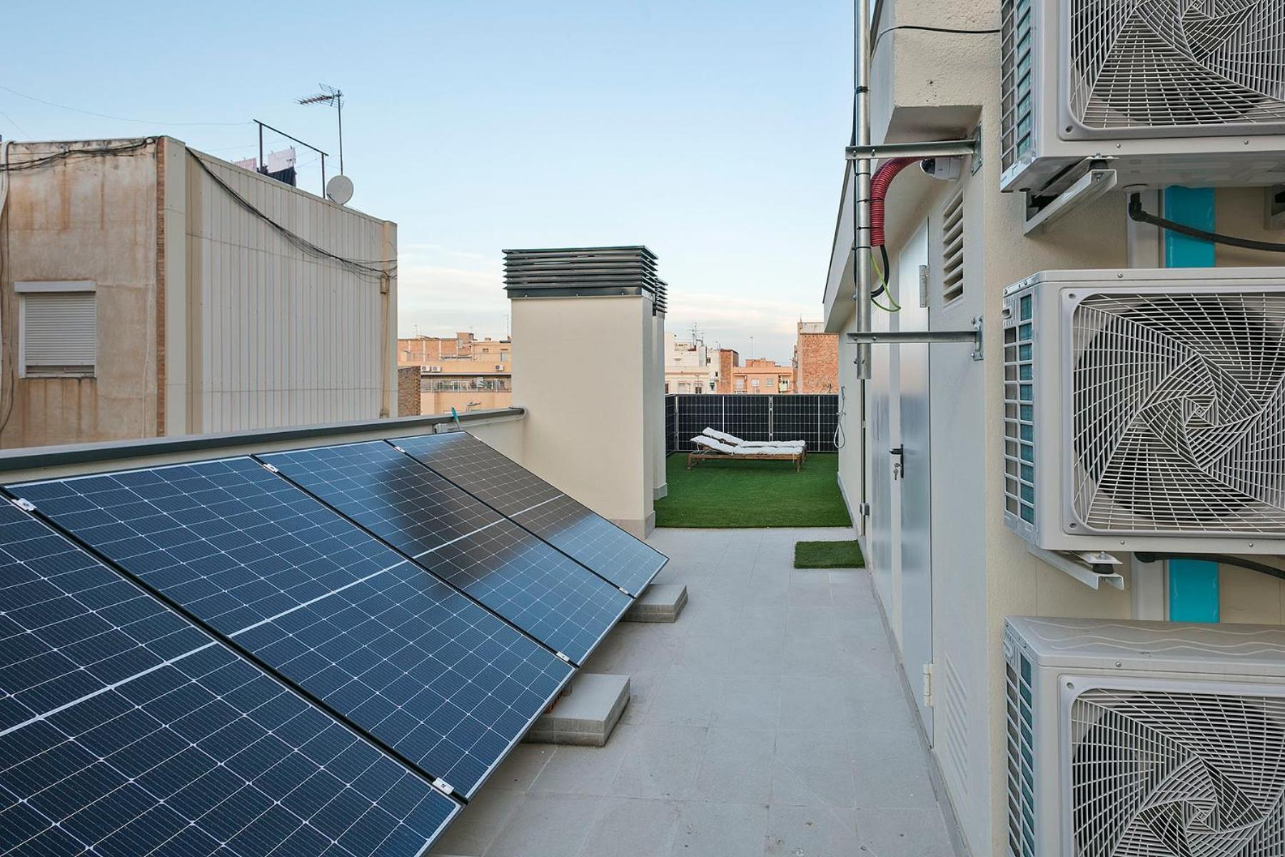 Bonito Piso Cerca Del Campo De Futbol De Barcelona Lägenhet L'Hospitalet de Llobregat Exteriör bild